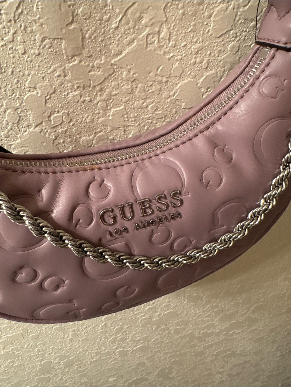 GUESS Mauve Purple Palmillas Logo Crescent Shoulder Bag / Crossbody BRAND NEW!! - Picture 2 of 6